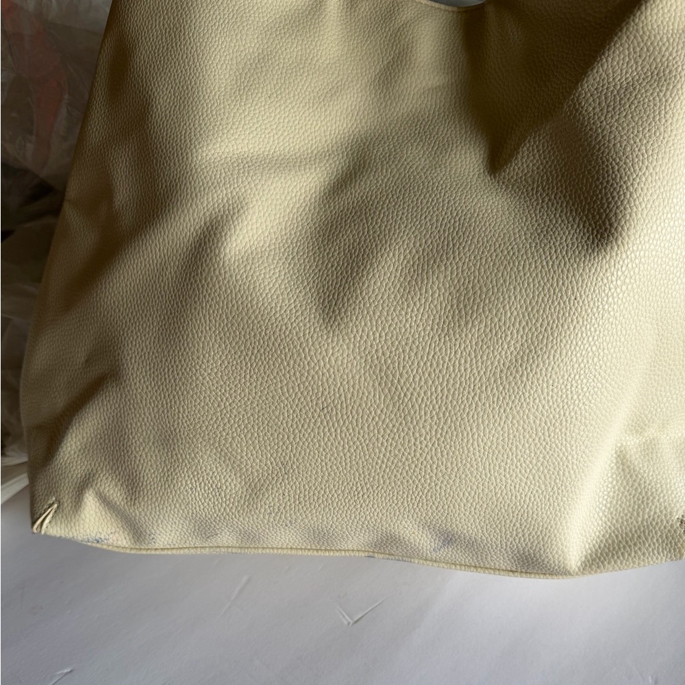 Steve Madden tote - Picture 7 of 8